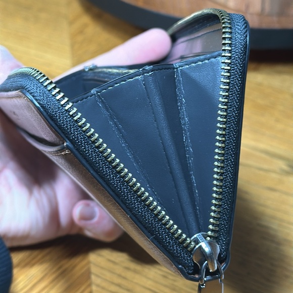 *HTF Color Combination* COACH Accordion Varsity Zip-Around Wallet - Picture 15 of 16